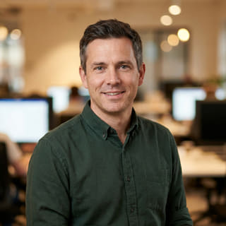 Daniel Carter, directeur de la technologie chez Sûretance, dans une image de profil